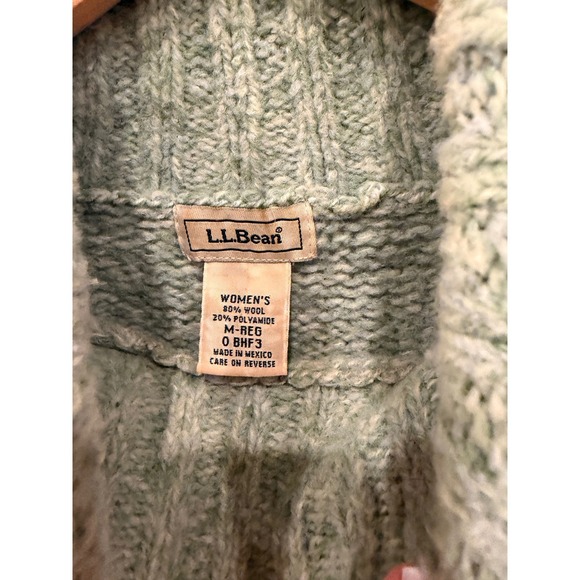 LLBean Women's Wool Blend Turtleneck Sweater Light Green M-REG - Picture 2 of 4